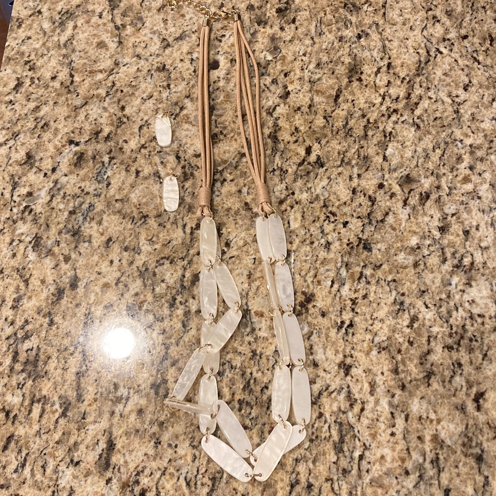 Necklace and earrings, like new. Worn to 2 weddings.
